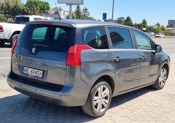 Peugeot 5008 cena 19999 przebieg: 312000, rok produkcji 2013 z Otmuchów małe 137